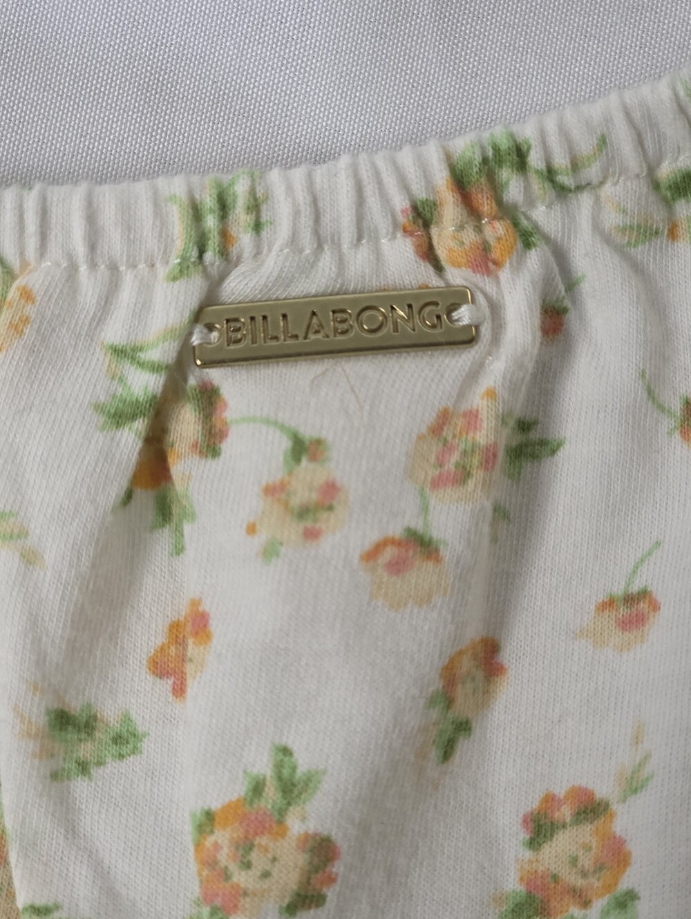 Billabong Get Along 100% Cotton Floral Smocked Puff-Sleeve Crop Top Size Large - Picture 3 of 11